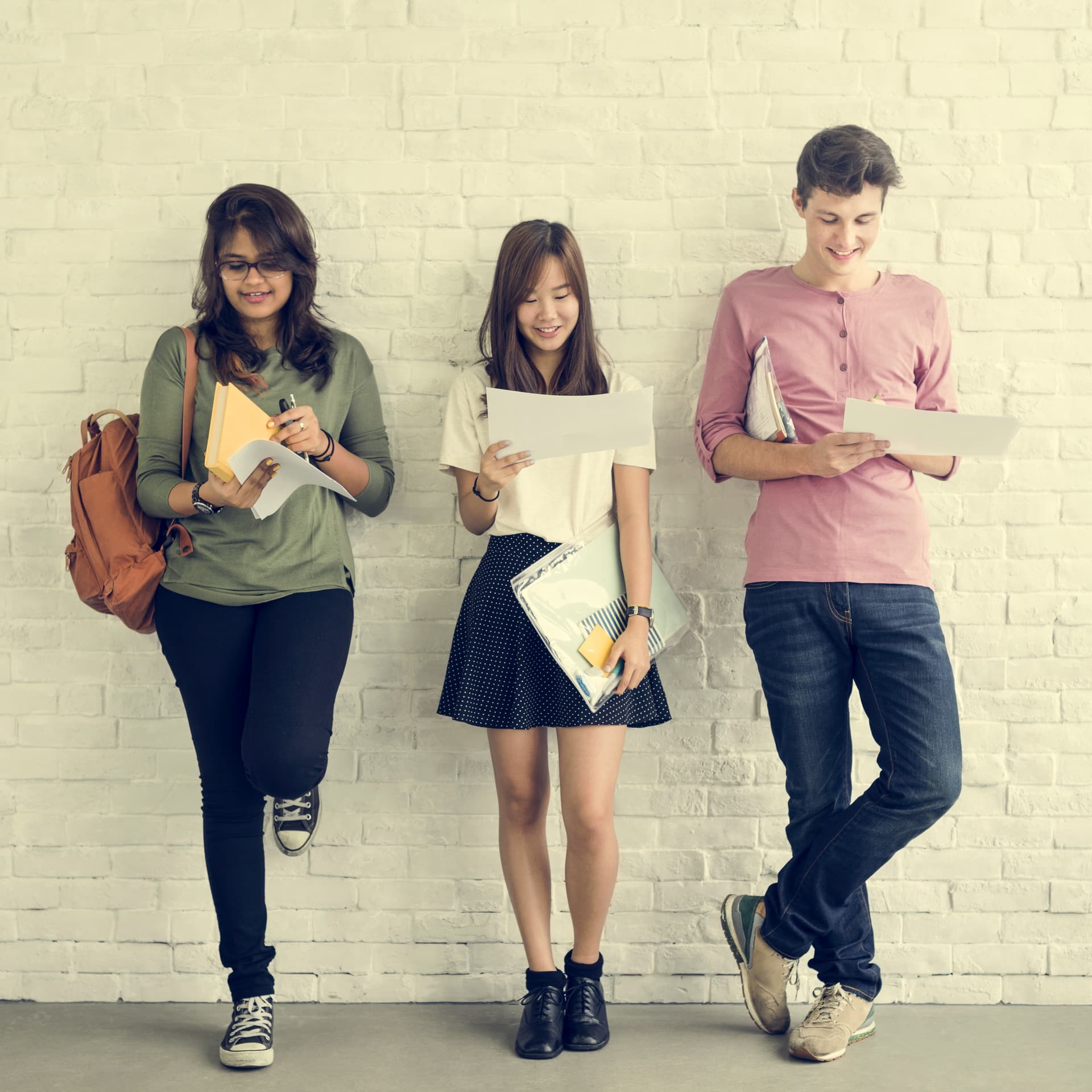 teenagers reading and studying against a white wal 2026 01 08 05 24 14 utc (1)
